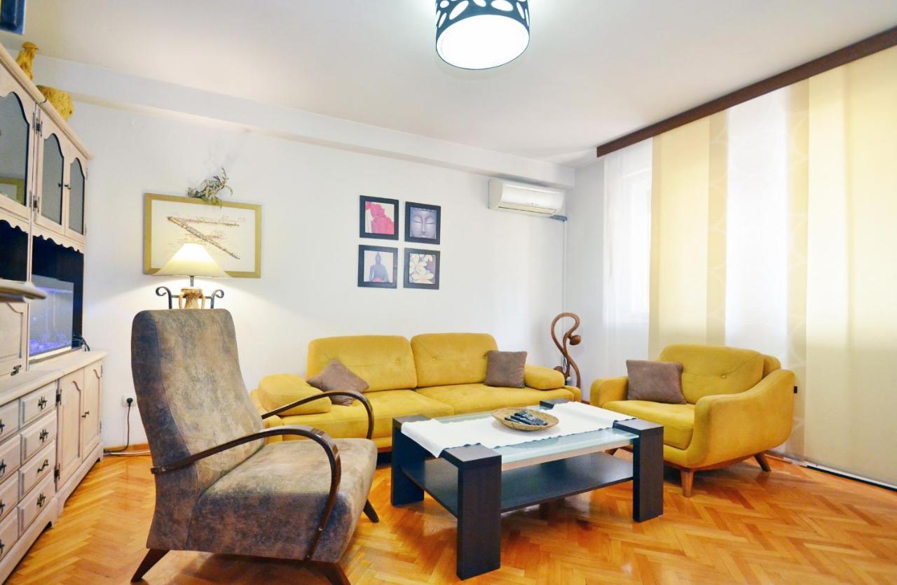 Apartment Oaza Kotor Eksteriør billede