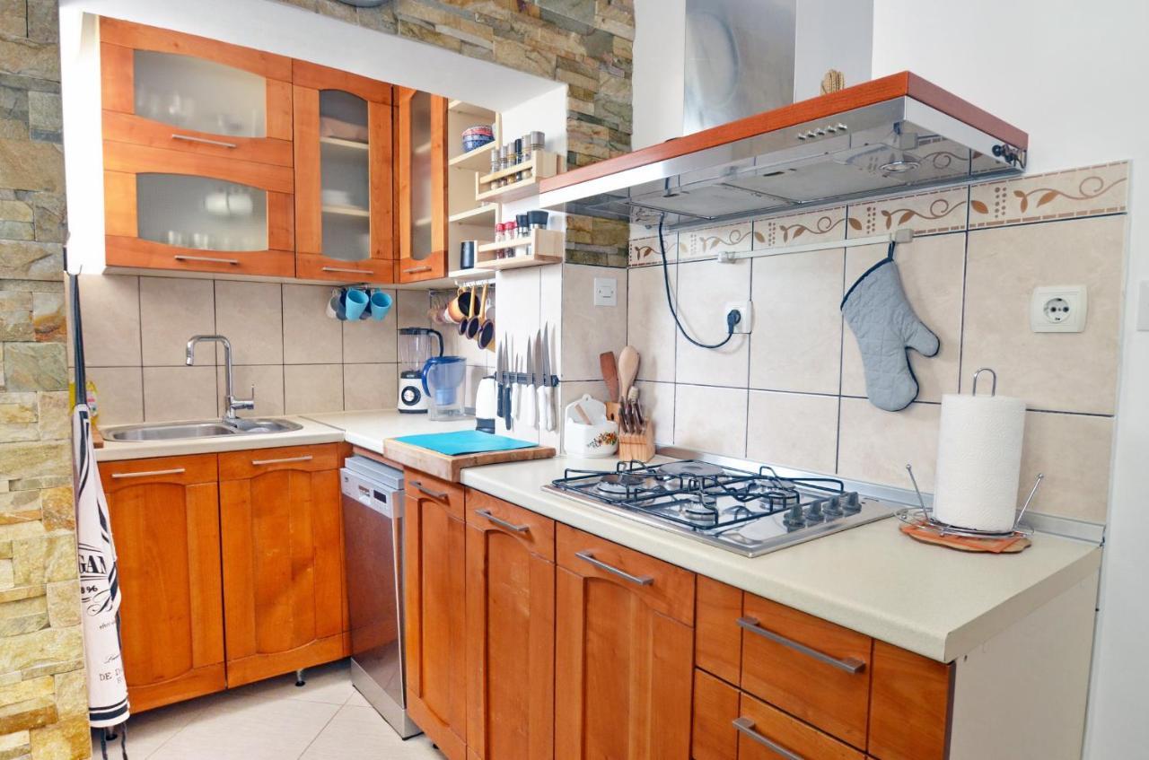 Apartment Oaza Kotor Eksteriør billede