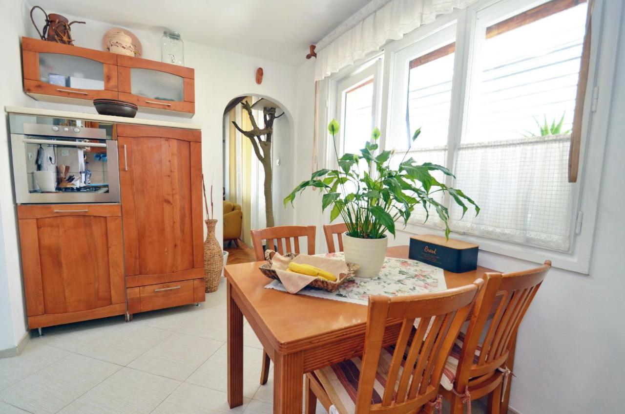 Apartment Oaza Kotor Eksteriør billede